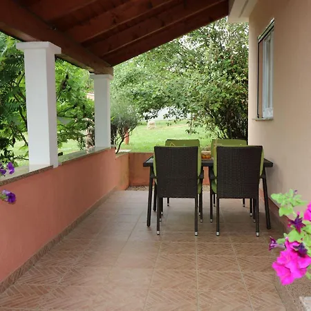 Ferienhaus-mit-pool-in-porec-melisa-5 Hotel Poreč